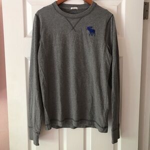 Abercrombie & Fitch grey men’s long sleeve shirt M